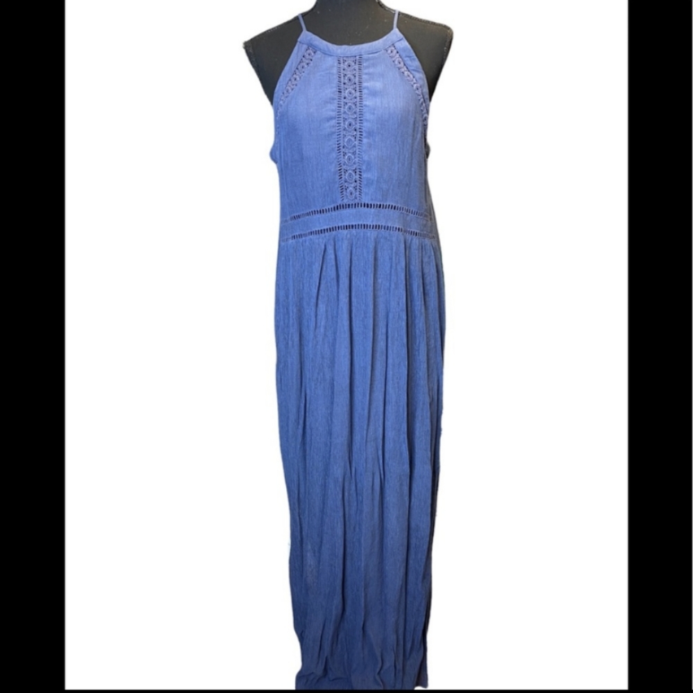 Halter Dress w/ Pockets - Picture 5 of 14